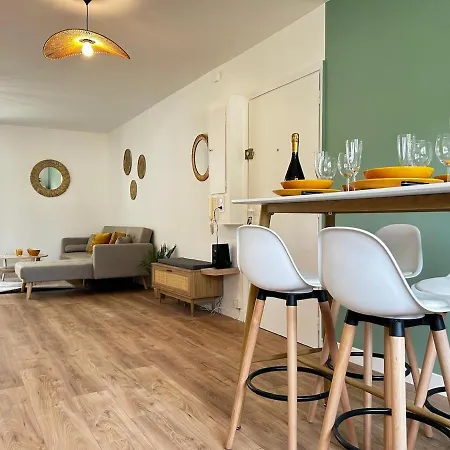 Le Nid De La Basilique T3 Avec Balnéo Reims