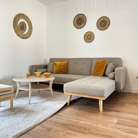 Διαμέρισμα Le Nid De La Basilique T3 Avec Balneo Ρενς